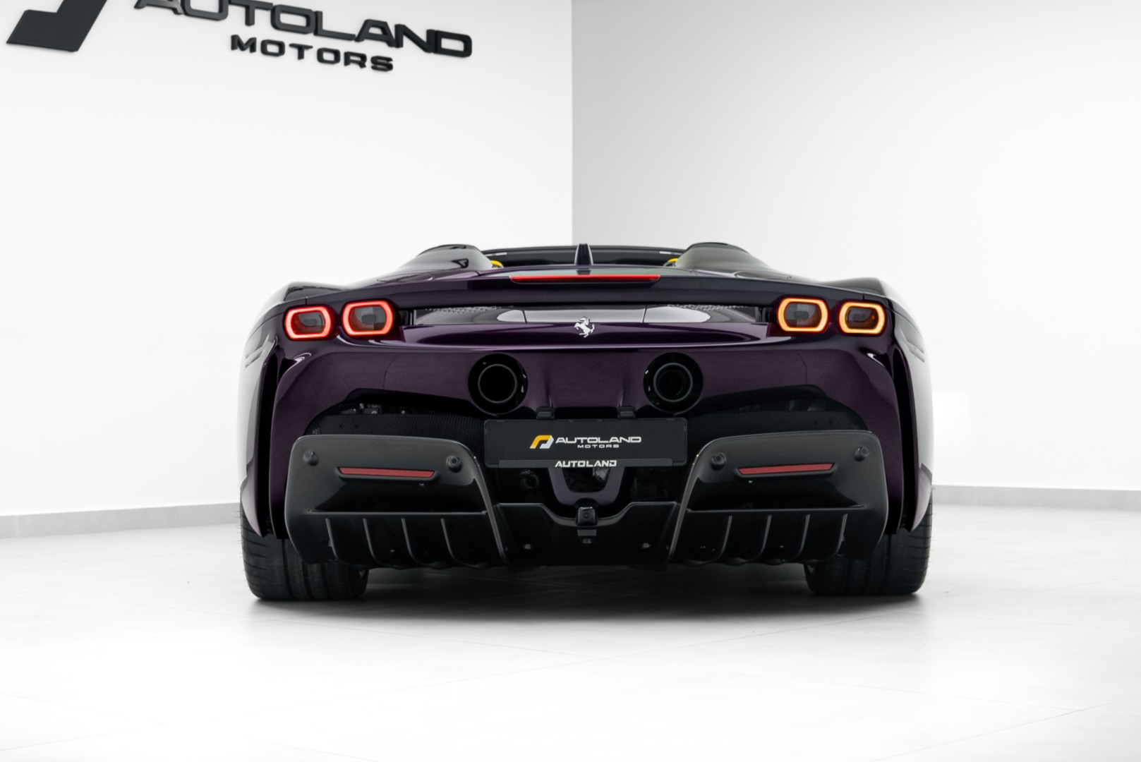 2024 FERRARI SF90 SPIDER | MAIN DEALER SERVICE | FULL CARBON OPTION